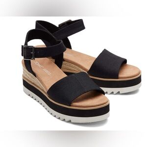 Tom’s Diana Black Wedge Wide Sandals- Size 11